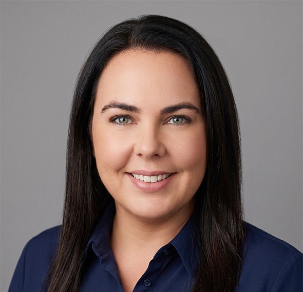Mrs Yvette Kruger